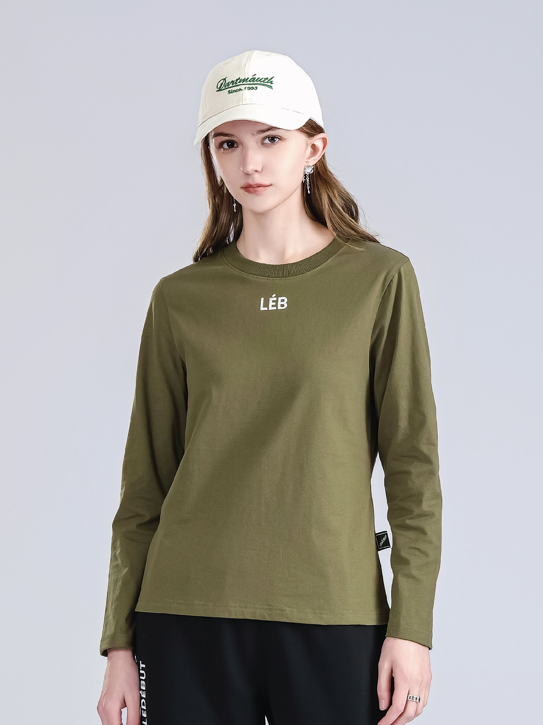 Women Center LÉB Embroidery Long Sleeve Tee