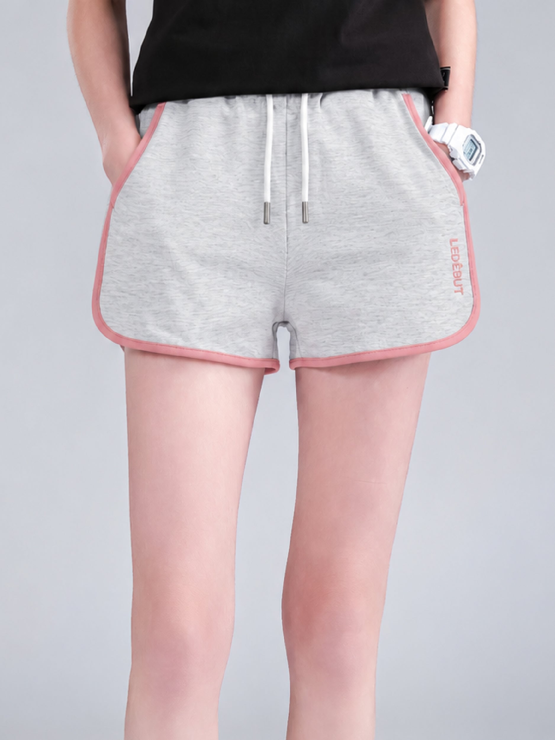 Women Roma Fabric Shorts 2005a