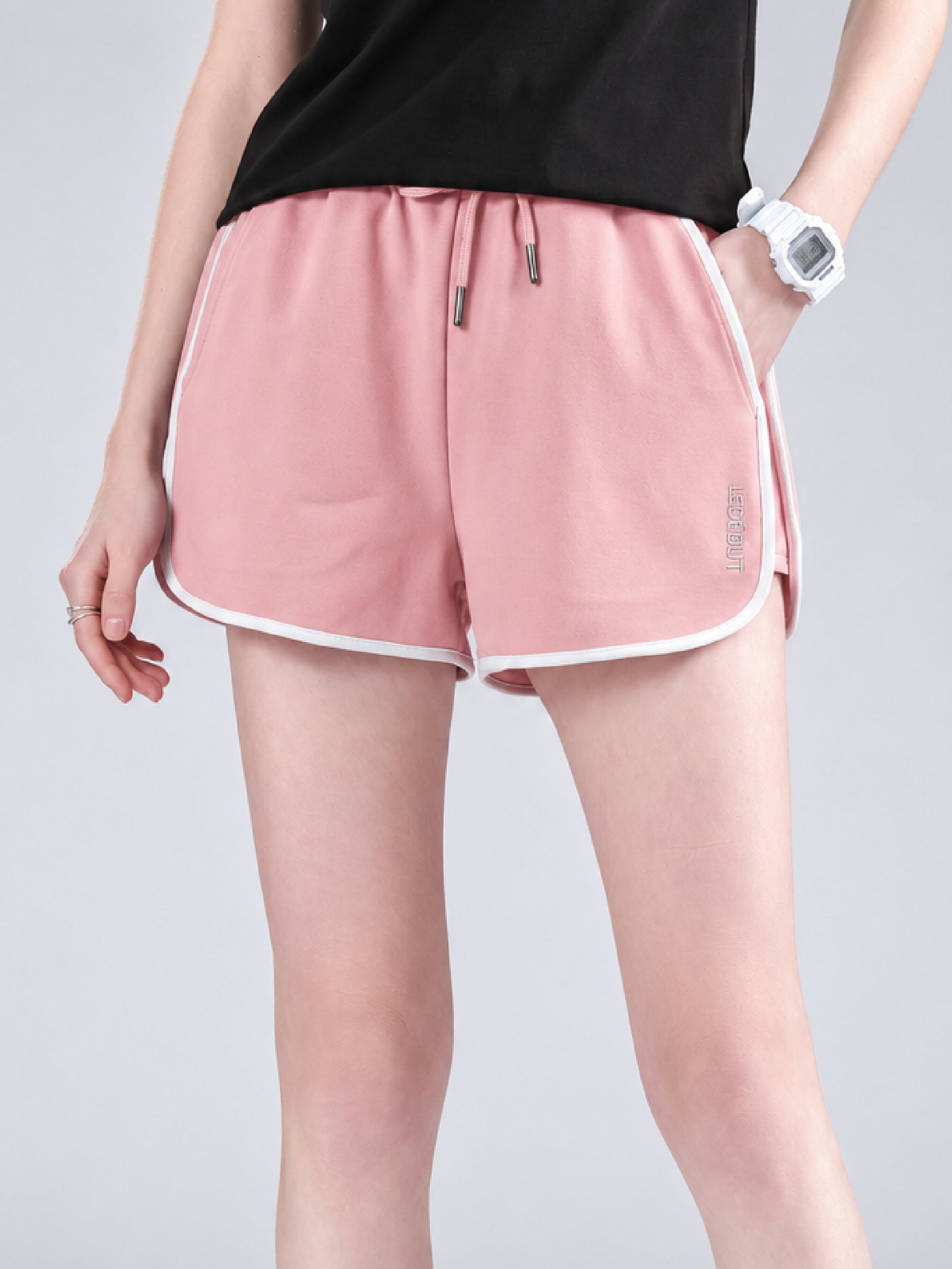 Women Roma Fabric Shorts 2005a