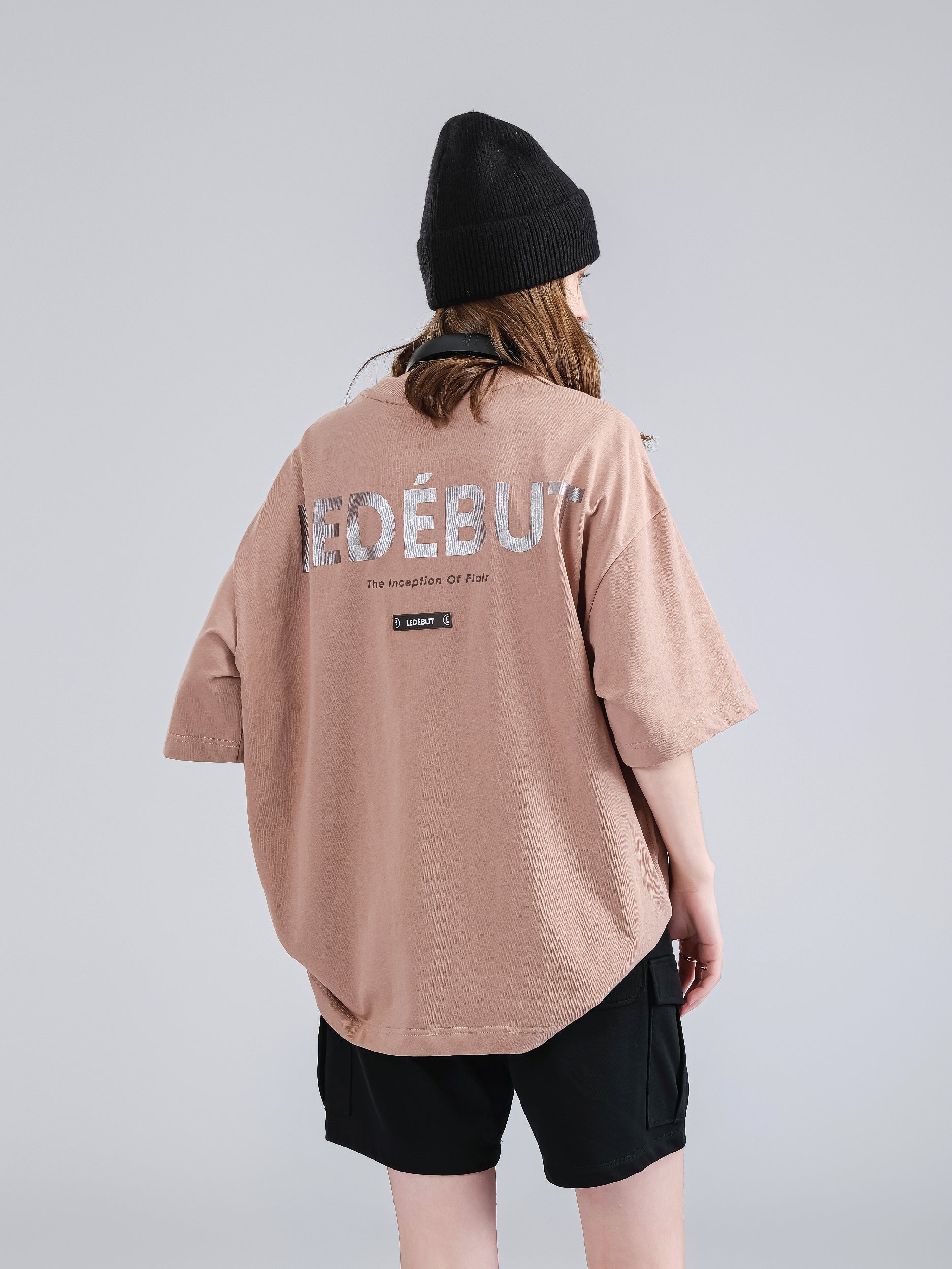 Unisex Center Embroidery with Ledebut Pearl Print Oversized Tee