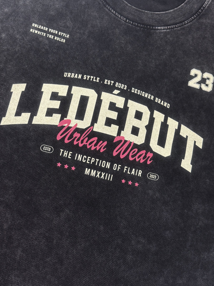 Unisex Gradé Signature Oversized Tee