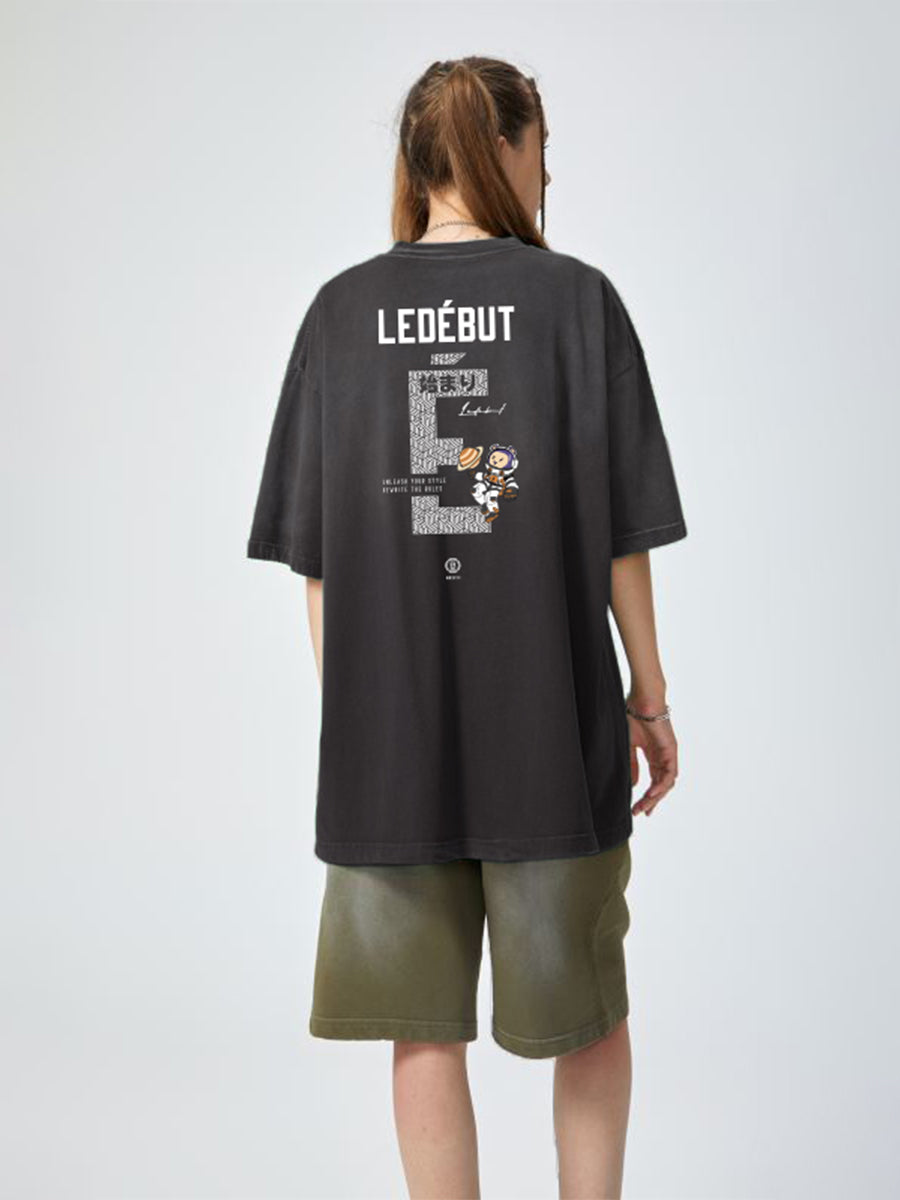 Unisex Gradé Spacecraft Bear Oversized Tee