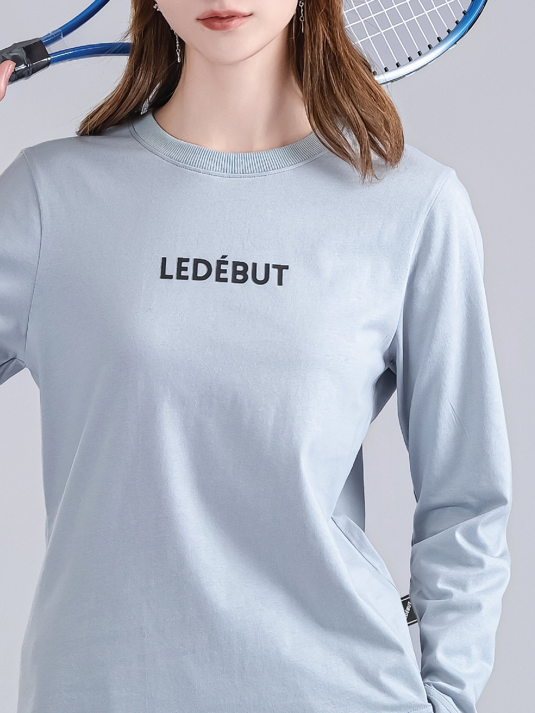 Women Center Label Long Sleeve Tee