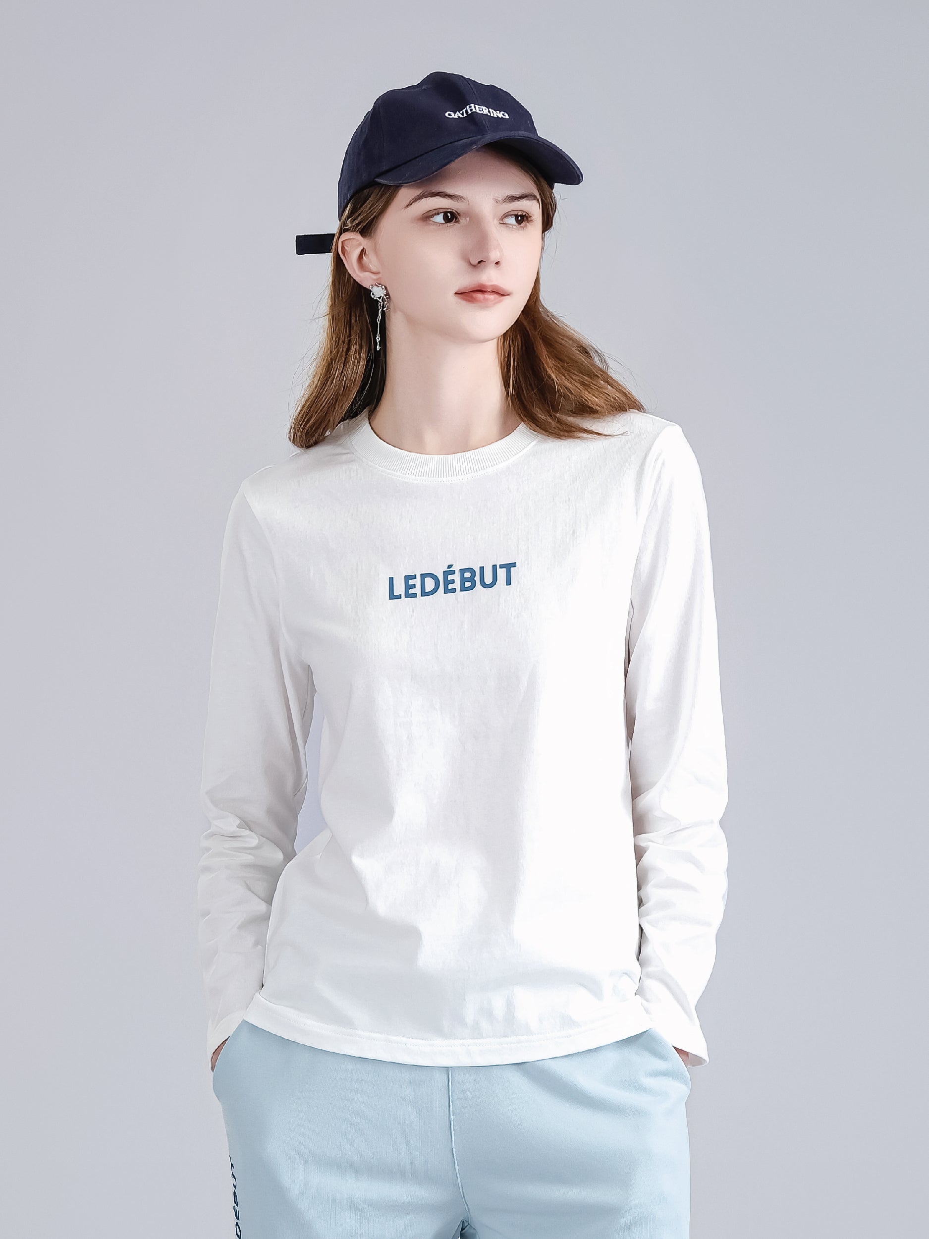 Women Center Label Long Sleeve Tee