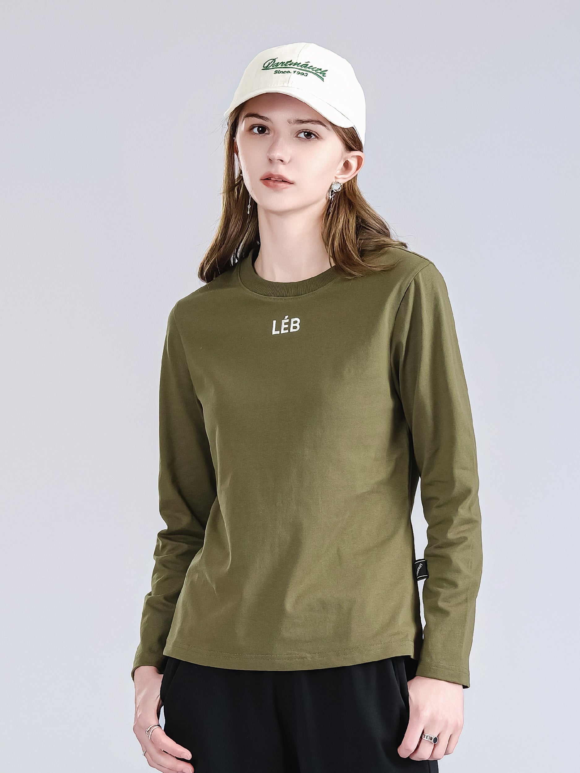 Women Center LÉB Embroidery Long Sleeve Tee