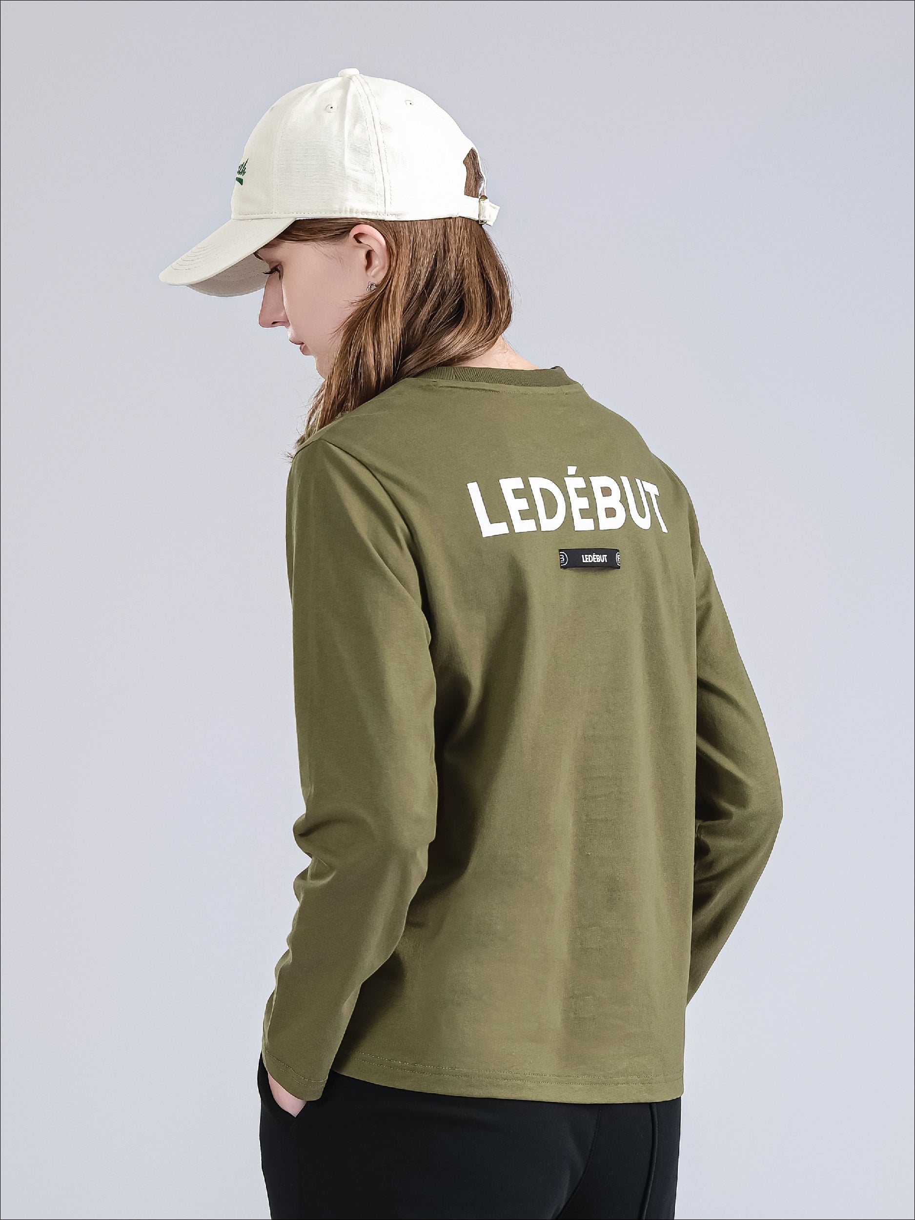 Women Center LÉB Embroidery Long Sleeve Tee