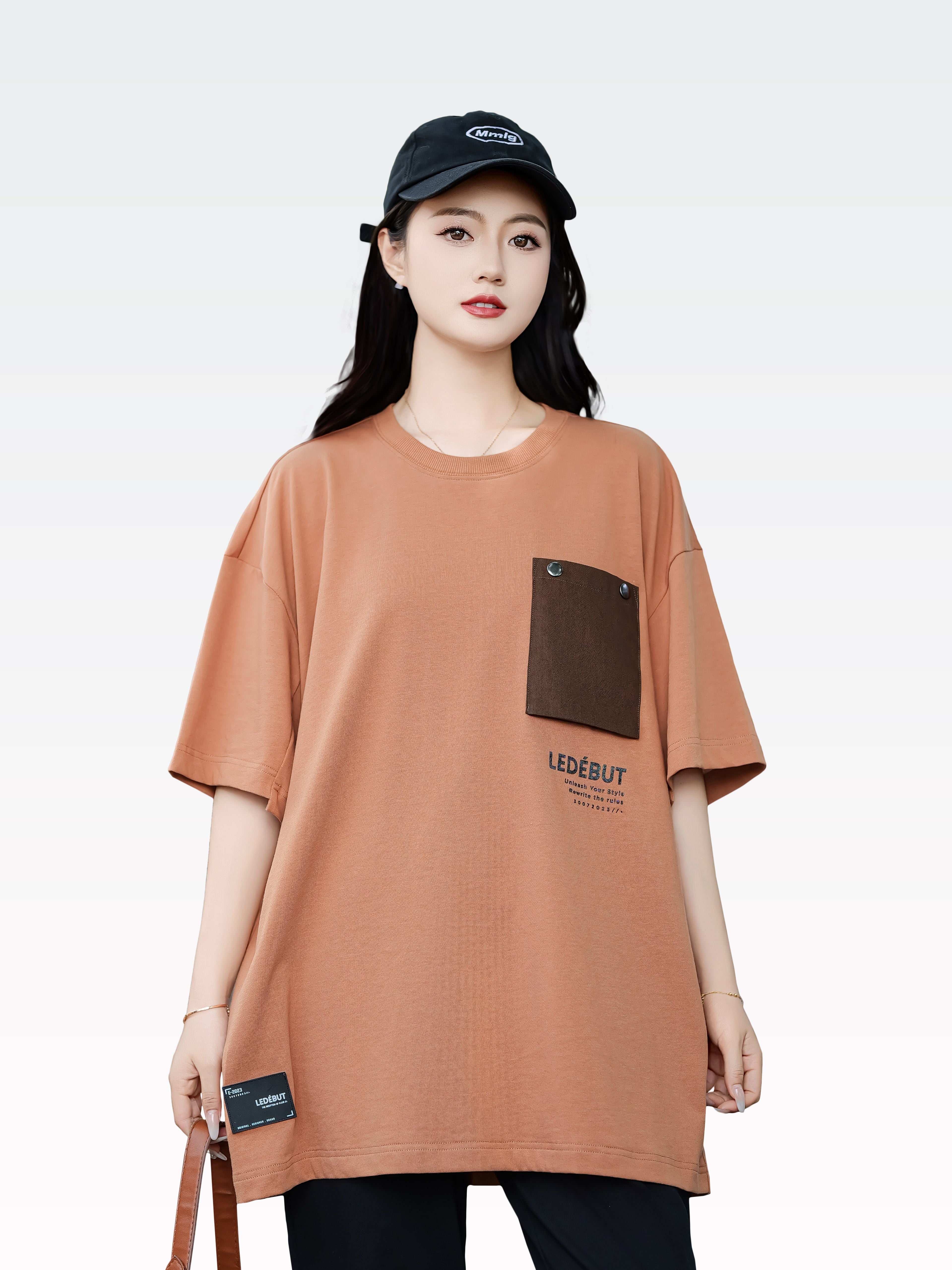 Unisex Pocket Detail Oversized Tee