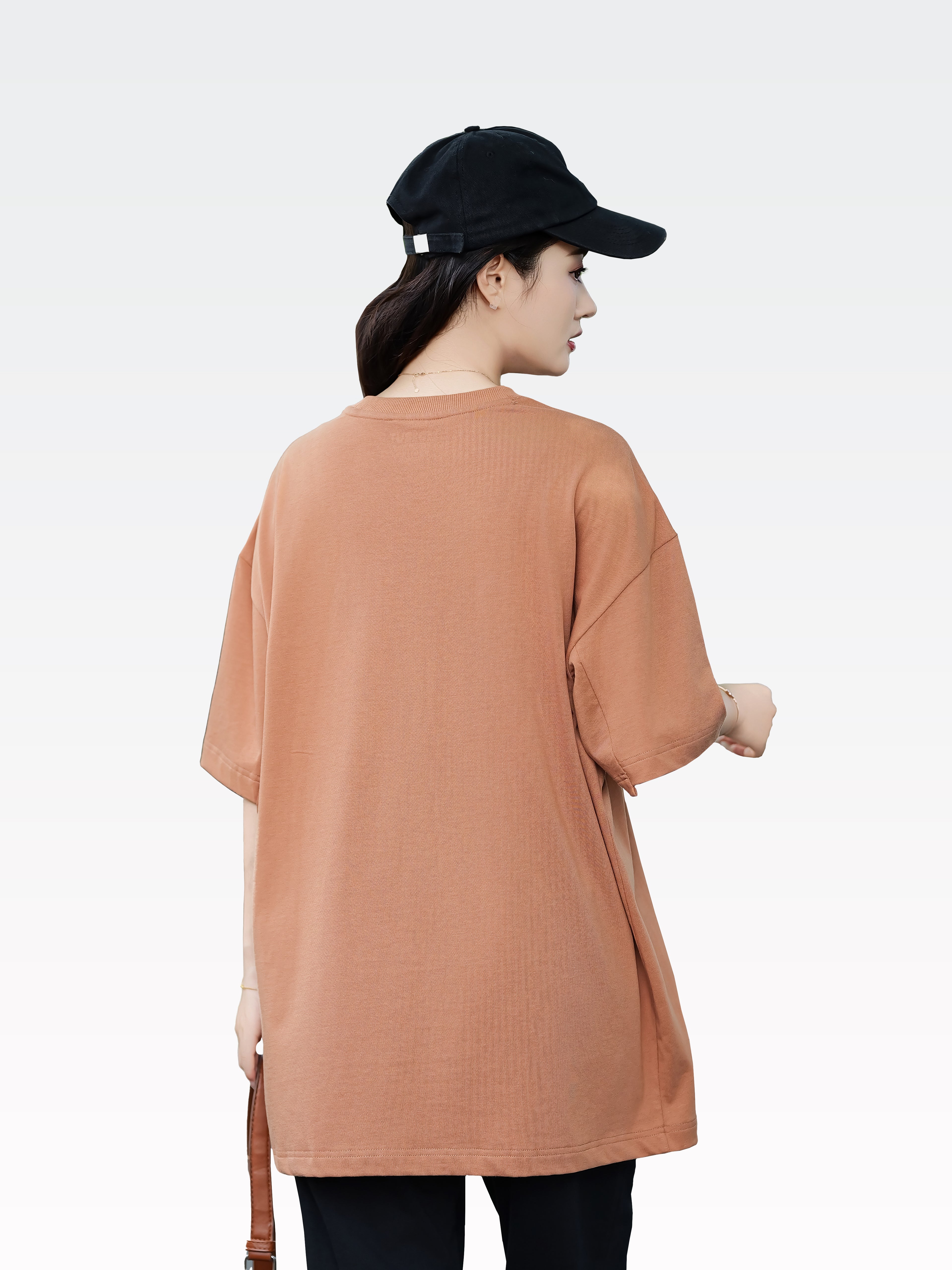 Unisex Pocket Detail Oversized Tee