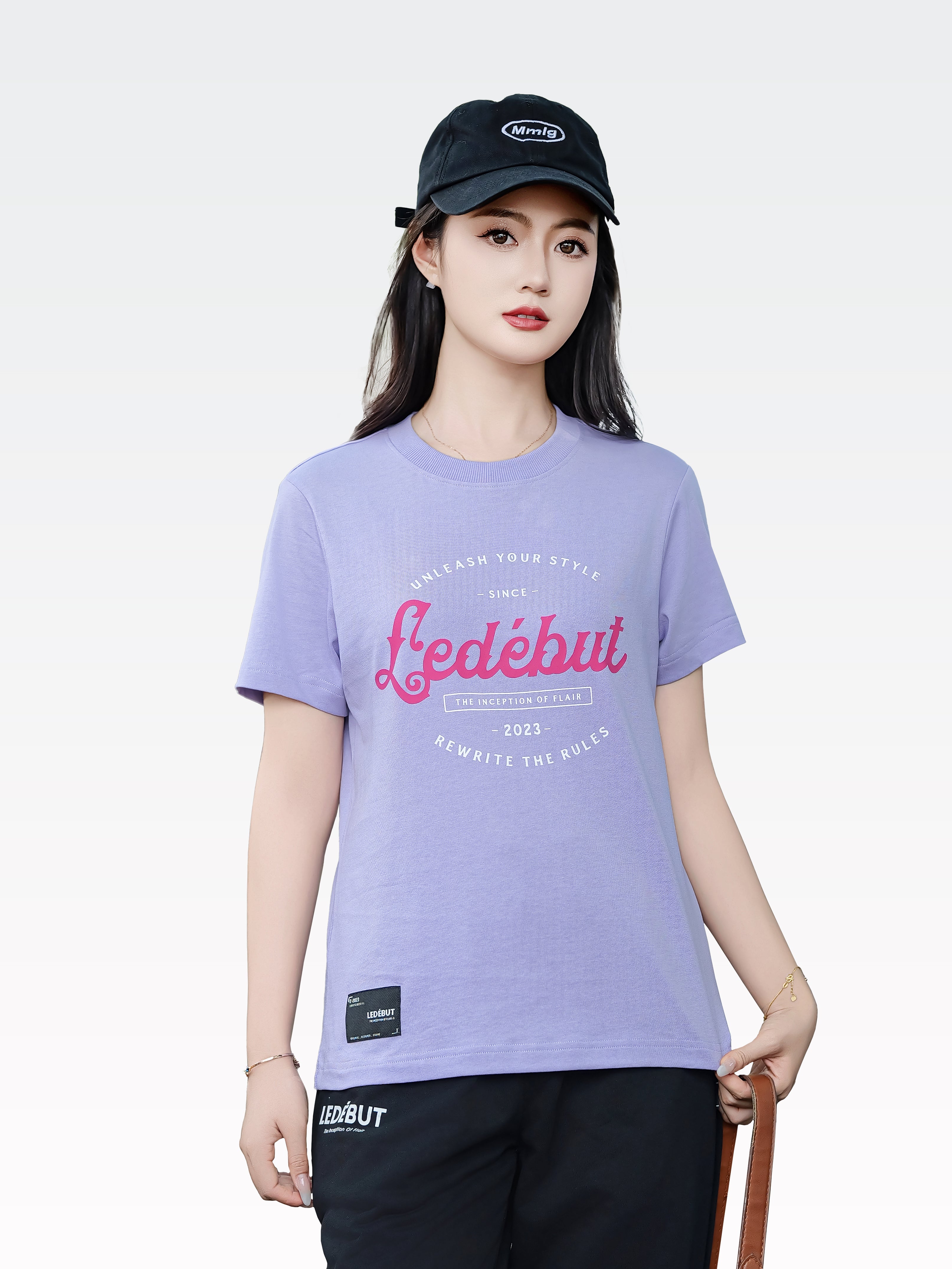 Women Ledébut Center Print Regular Tee