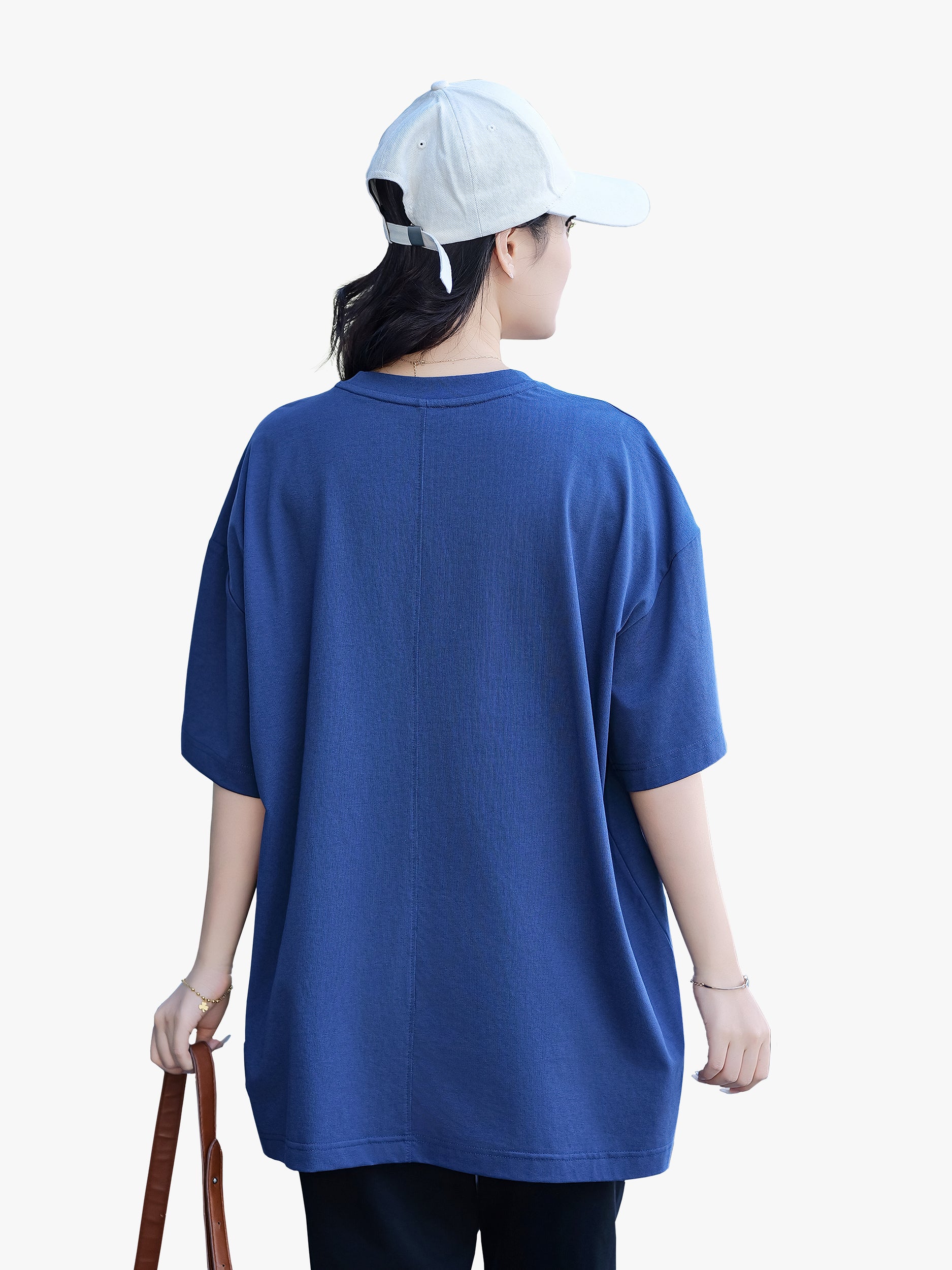 Unisex LEDEBUT Fun Bubble Font Oversized Tee